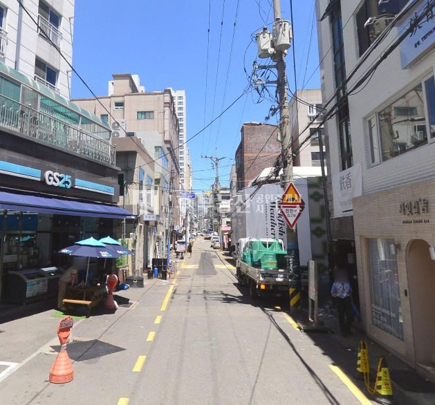 부산 부산진구 전포동 전포사잇길 주택개조상가 이자까야 추천 월세 매물번호 10041 사진 1