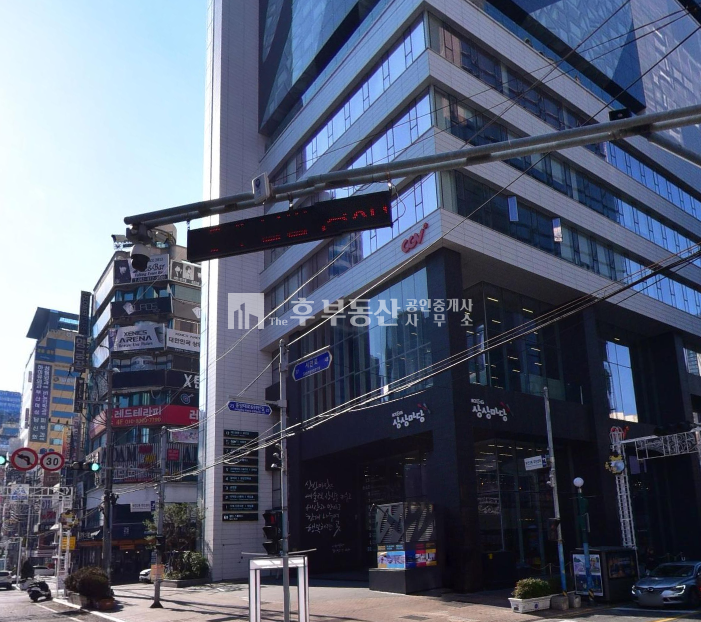 부산 부산진구 부전동 (무권리) 서면 상상마당 핵심 대로변 코너 1층 월세 매물번호 11535 사진 1