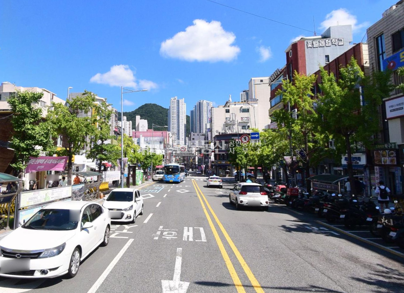 부산 금정구 장전동 부산대 정문 부근 2층 50평 상가 일반음식점으로 추천 월세 매물번호 11257 사진 1