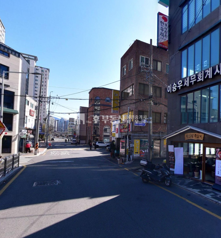 부산 동래구 온천동 동래 럭키 대로변 상권 1층 11평 깔끔한 상가 임대 월세 매물번호 11670 사진 1