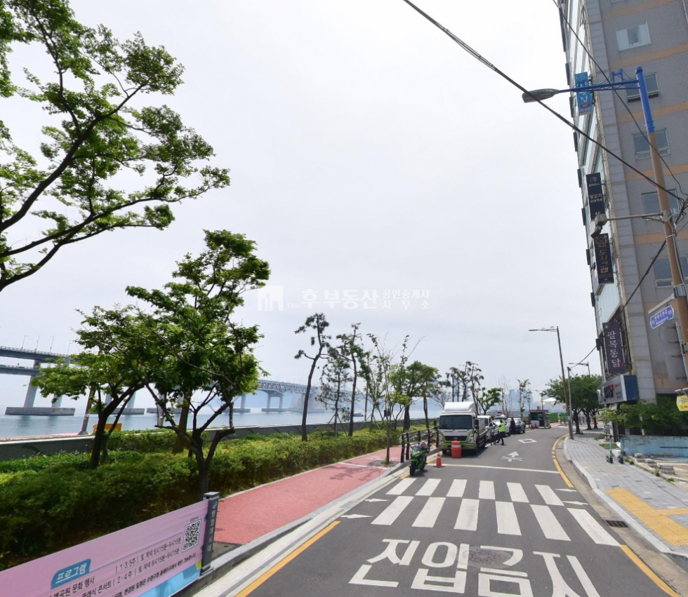 부산 수영구 민락동 (무권리) 수변공원 최고급 인테리어 상가 임대 월세 매물번호 11967 사진 1
