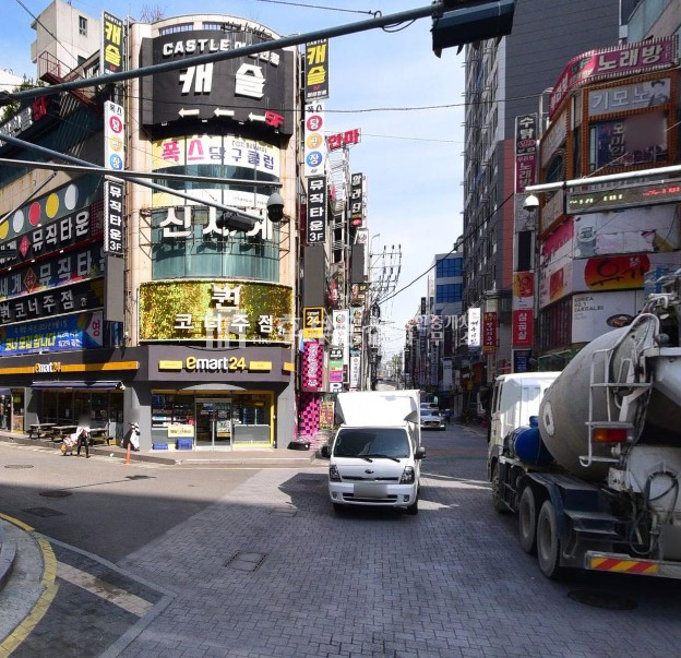 부산 사하구 하단동 K.J빌딩동 하단동 메인상권 무권리 약 80평 임대료 좋아요 월세 매물번호 12334 사진 1