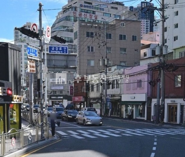 부산 동래구 온천동 동래 롯데백화점 인근 가기성 좋은 코너 상가 2층 약 42평 월세 매물번호 12719 사진 1