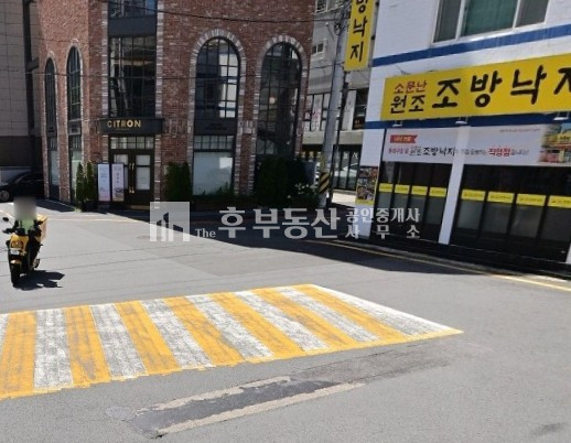 부산 동래구 온천동 동래 SK뷰 부근 1층 27평 주택개조상가 월세 매물번호 12586 사진 1