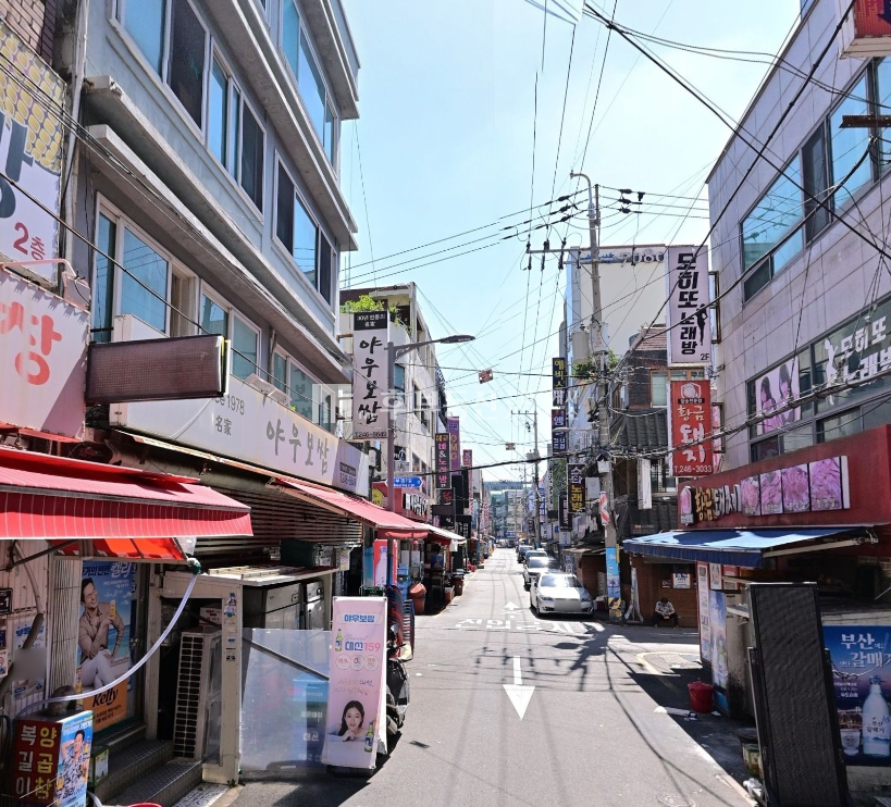 부산 중구 부평동2가 부평동 메인 곱창 골목 1층 2층 70평 상가 임대 월세 매물번호 12744 사진 1