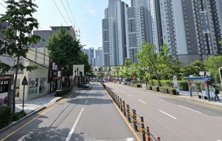 부산 수영구 광안동 광안역 해변도로 내려가는 길 전면 좋은 무권리 1층 21평 일반음식점 월세 매물번호 13099 사진 1
