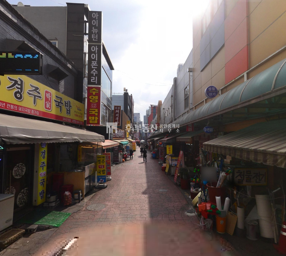 부산 부산진구 부전동 (무권리) 서면 역 1번출구 도보 2분 서면 시장 초입 4층 15평 깔끔한 상가 임대 냉난반기 有 월세 매물번호 11475 사진 1