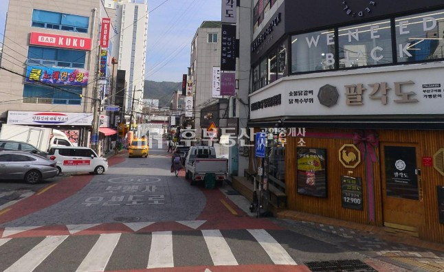 부산 금정구 구서동 구서동 먹자골목 전면 좋은 1층 43평 일반음식점 월세 매물번호 13131 사진 1