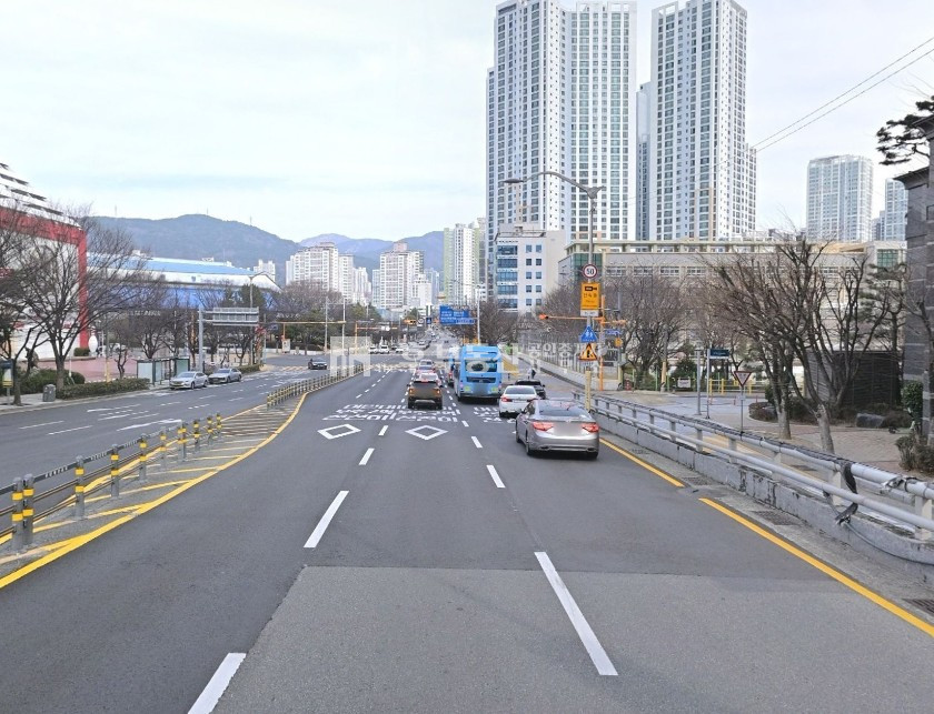 부산 연제구 거제동 101(거제동)동 사직동 종합운동장 인근 무권리 1층 전용 17평 상가 월세 매물번호 13414 사진 1